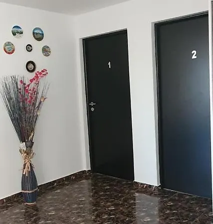 Casa Laur Гостевой дом Сулина