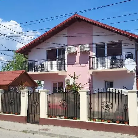 Casa Laur Guest house